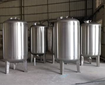Titanium tanks for Silver Refinery